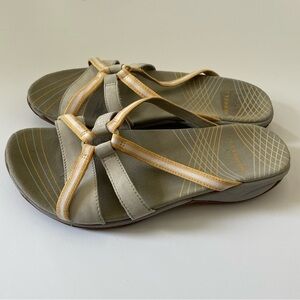 Merrell Camellia Silver Lining/Flax Slip On Sandals Performance Footwear Size 7